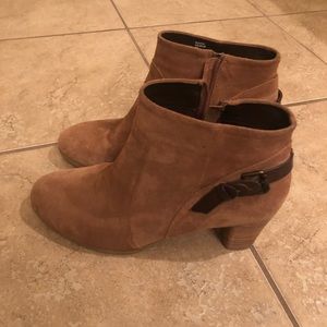 Bass women’s suede booties